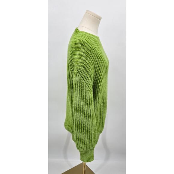 Lumière Grass Green Chunky Knit Sweater – Size Medium - Picture 2 of 5